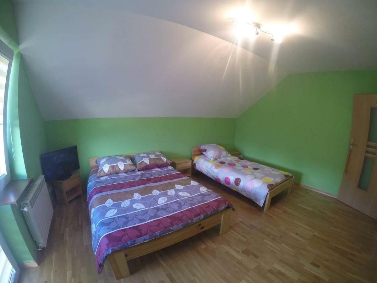 Noclegi U Gosi Ustrzyki Dolne Exterior photo